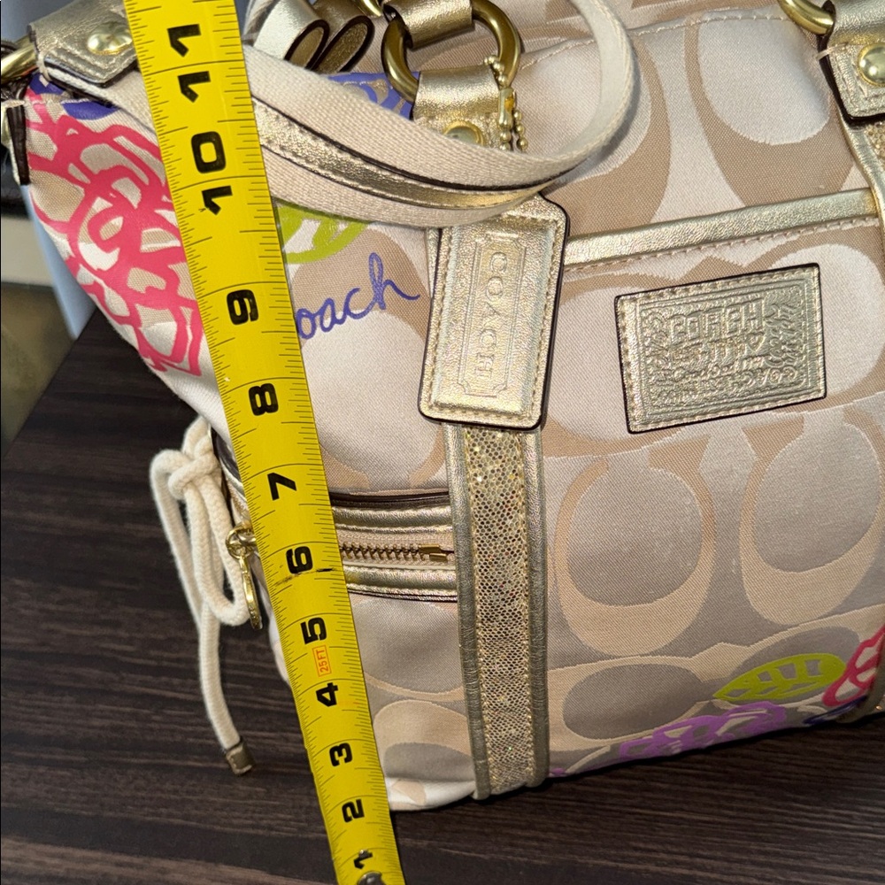 Coach Poppy Beige and Gold Women's shoulder and cross body Bag - Picture 13 of 17